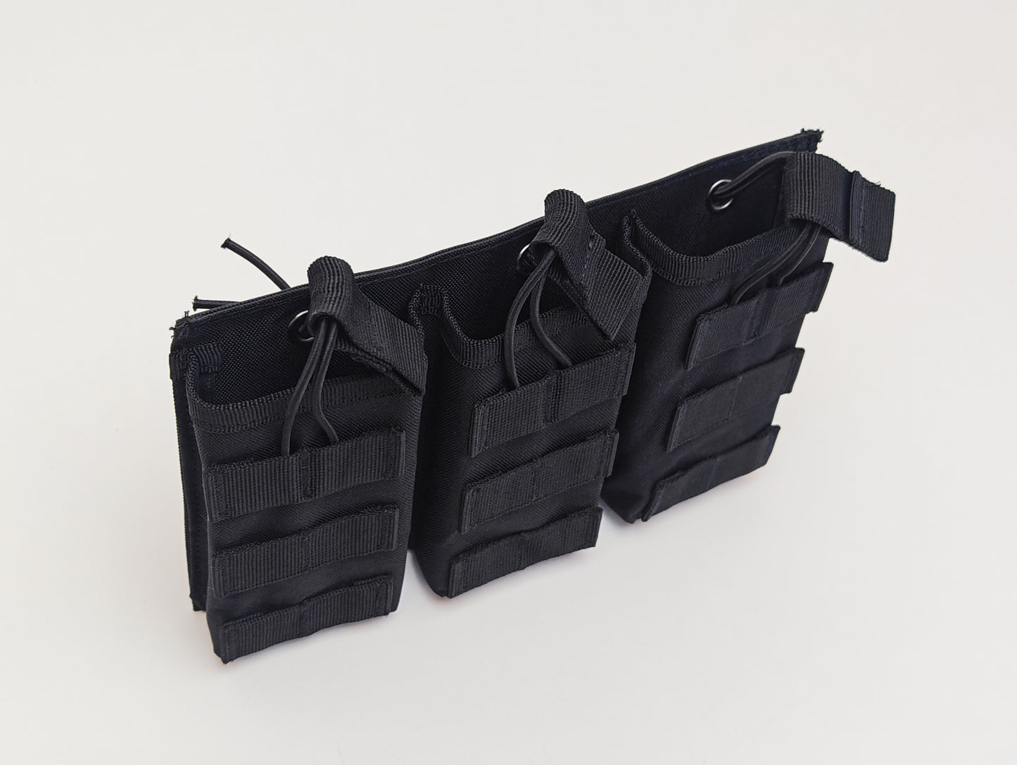 TRIPLE MAG CARRIER WITH MOLLE