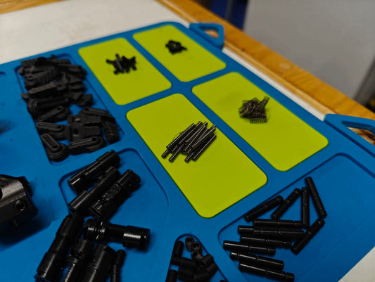 MAGNETIC GUN CLEANING MAT